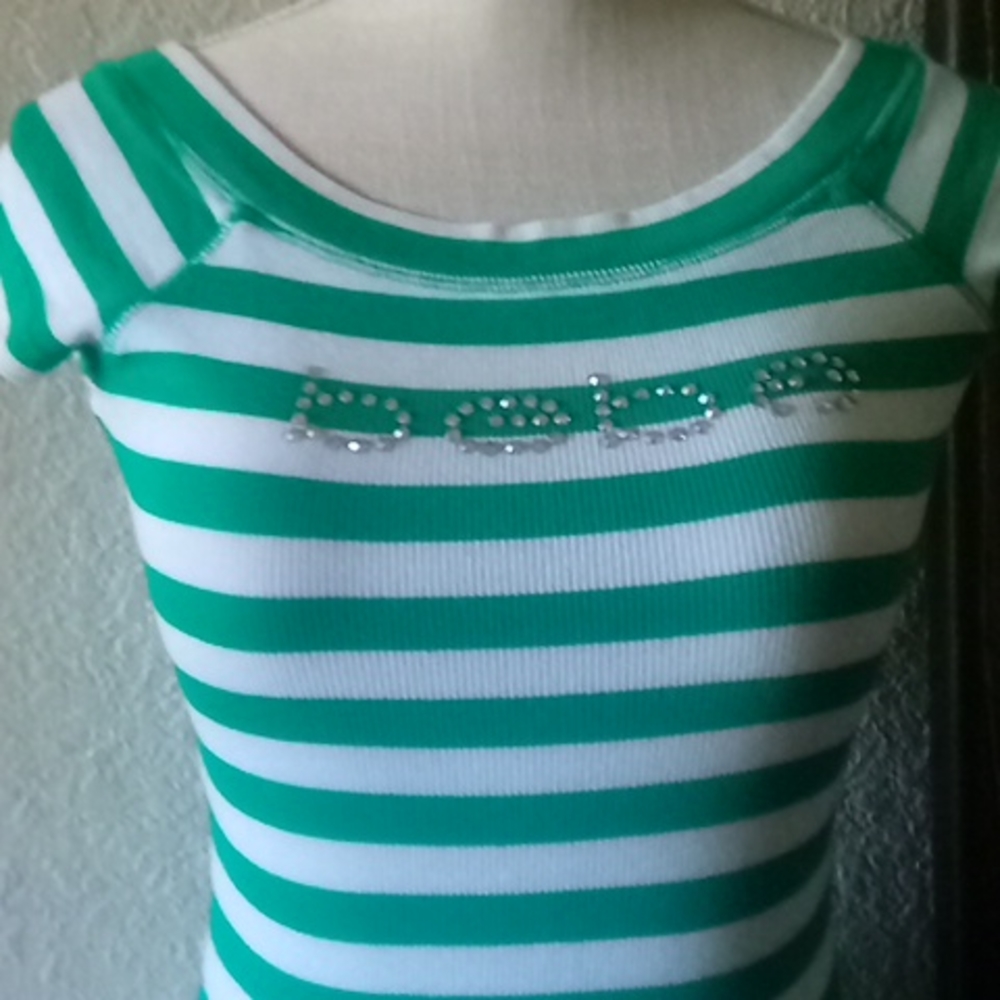 Clothes - Picture 3 of 3